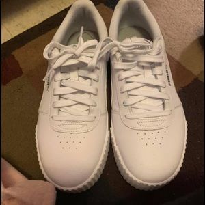 Women’s Puma Casual Shoe! New with out tags!